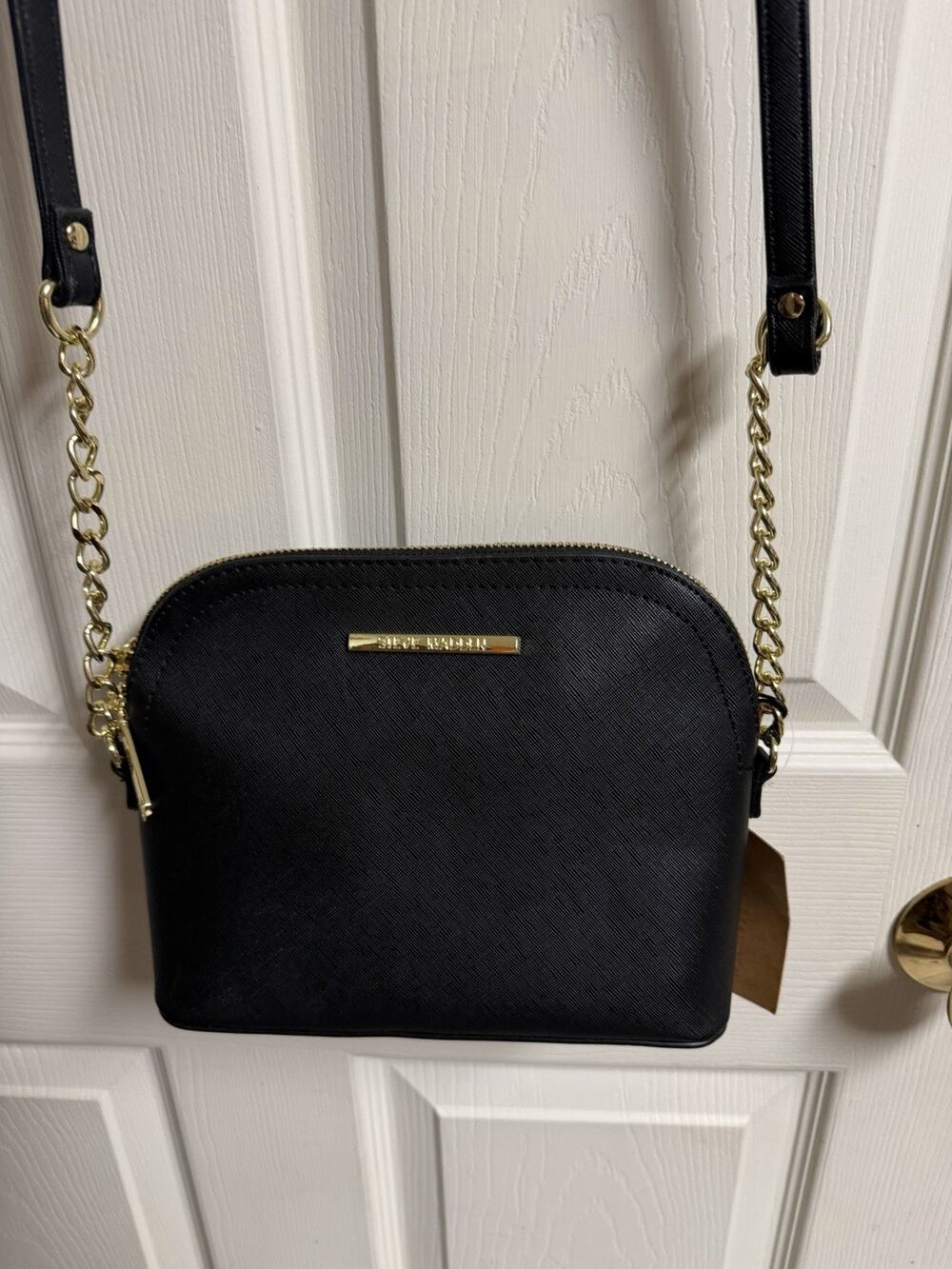 Steve Madden BMaggie Crossbody Bag Purse Black Dome Gold Chain Strap 8x9